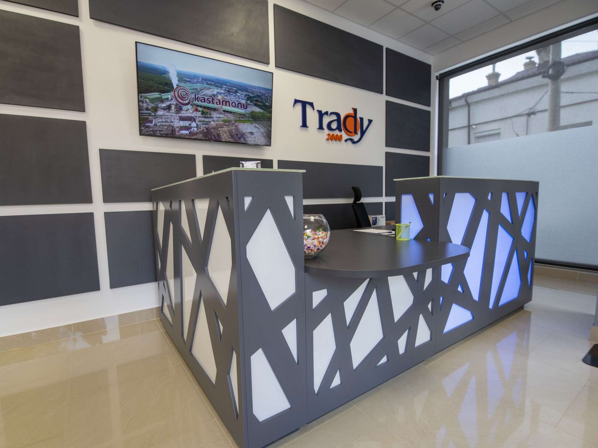 Mobilier Showroom Trady