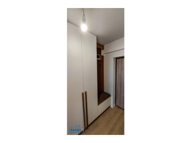 Mobilier_hol_la-comanda