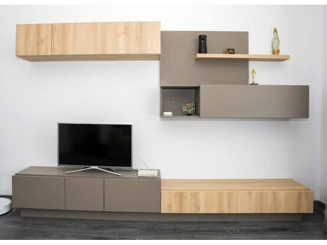 Living Modern Mirror