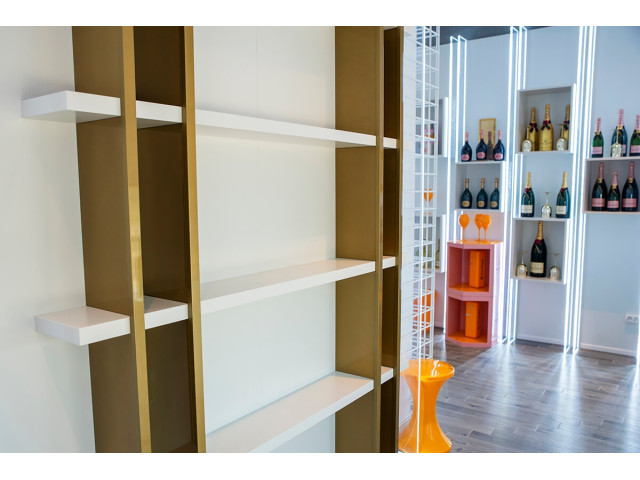 Showroom Proiect Comercial Moet
