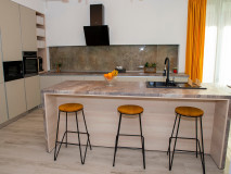 mobila la comanda minimalist urban